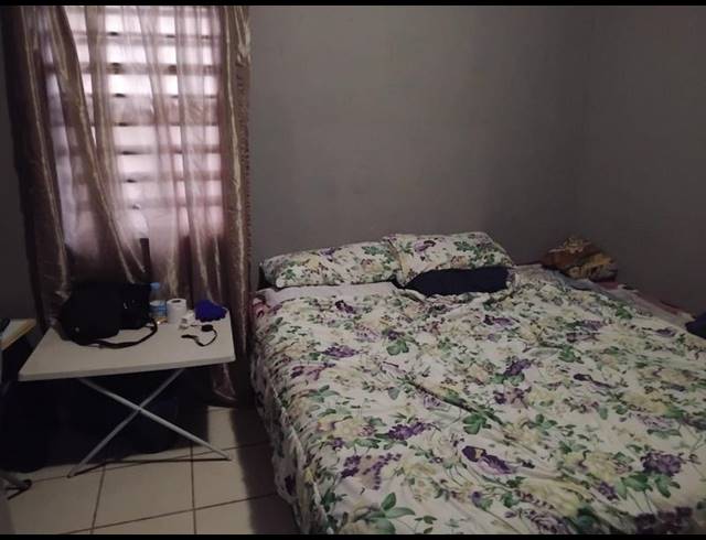 2 BEDROOM HOUSE FOR SALE IN PELIKAN PARK